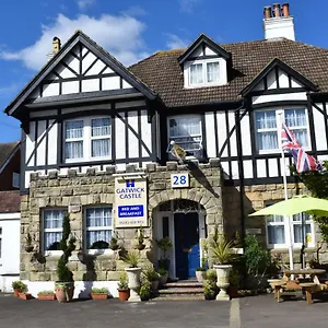 Gatwick Castle Bed and breakfast